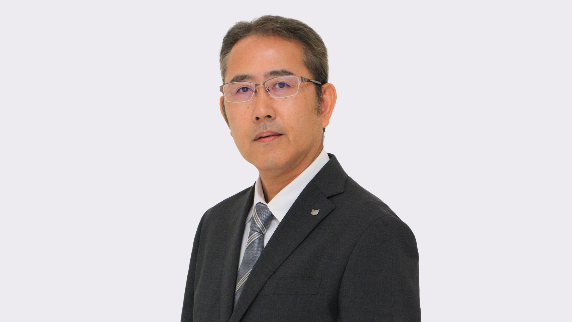 山﨑 照久